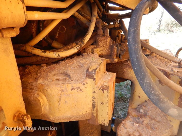 image for item DJ3750 1991 Caterpillar D25D  haul truck