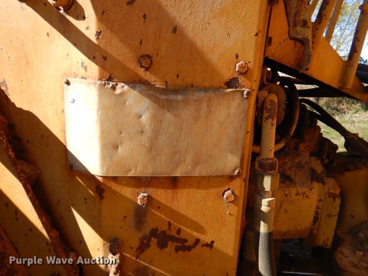 image for item DJ3750 1991 Caterpillar D25D  haul truck