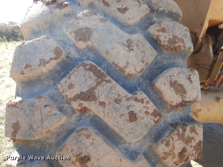 image for item DJ3750 1991 Caterpillar D25D  haul truck