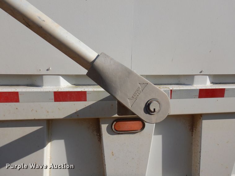 image for item DJ7402 2014 CTS BDT-40  bottom dump trailer