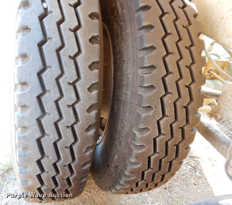 image for item DJ7402 2014 CTS BDT-40  bottom dump trailer