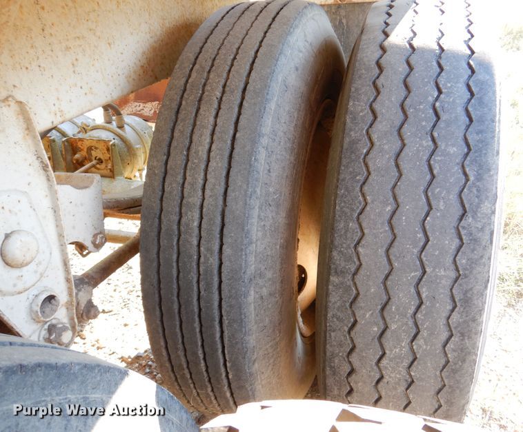 image for item DJ7402 2014 CTS BDT-40  bottom dump trailer