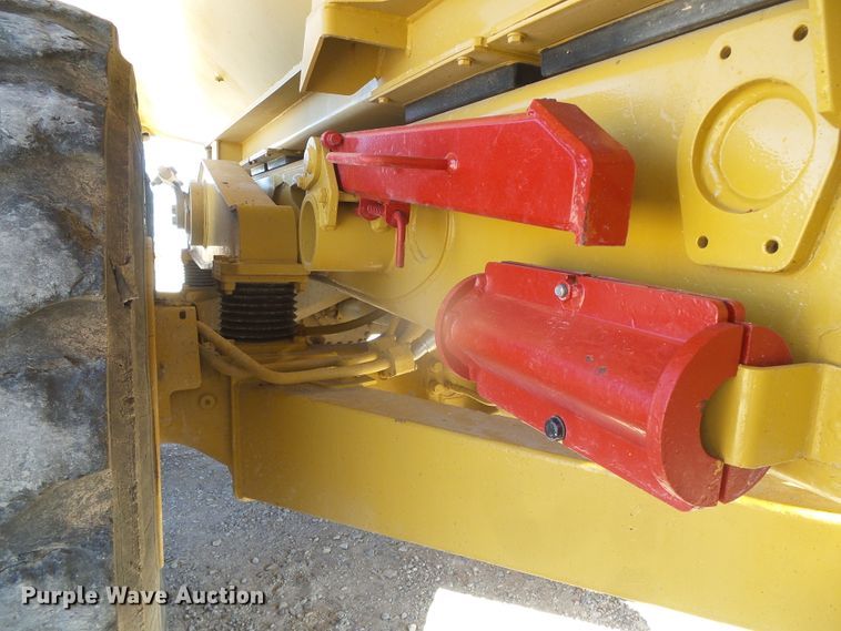 image for item DJ7546 2006 Caterpillar 740  haul truck