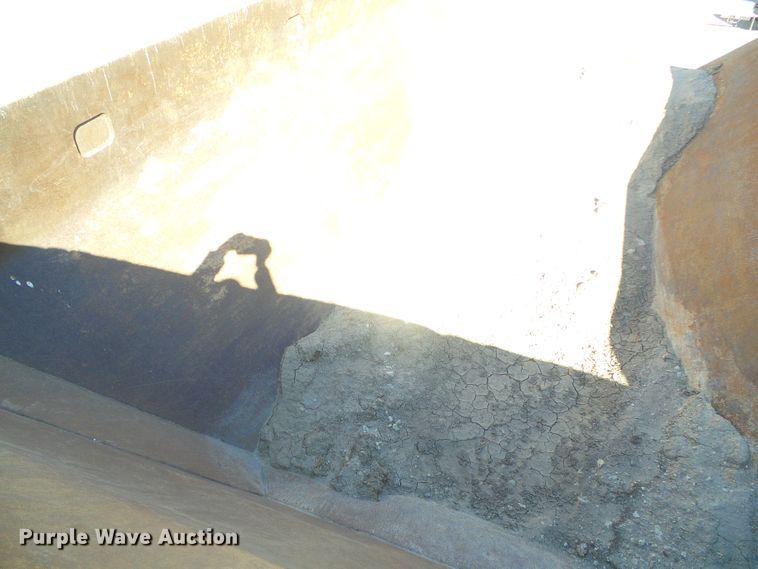 image for item DJ7546 2006 Caterpillar 740  haul truck