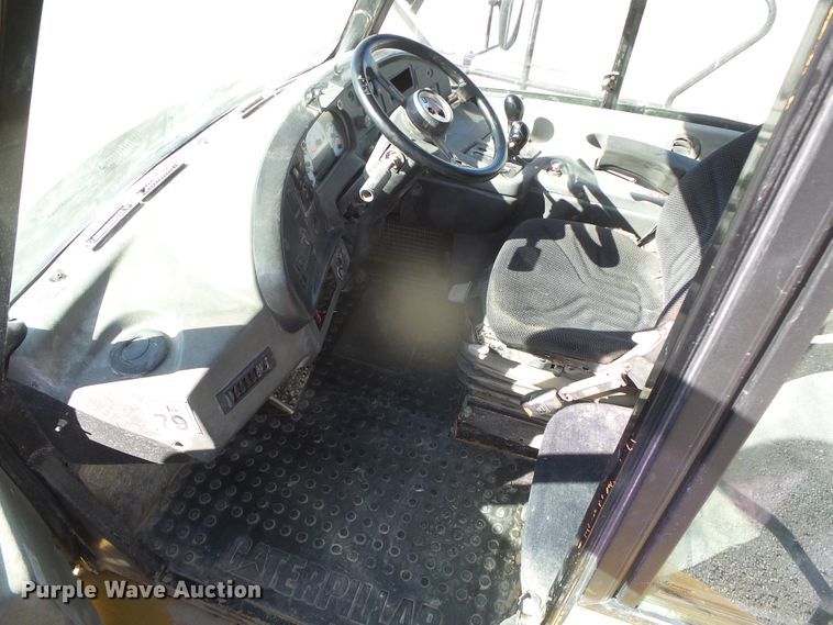 image for item DJ7546 2006 Caterpillar 740  haul truck