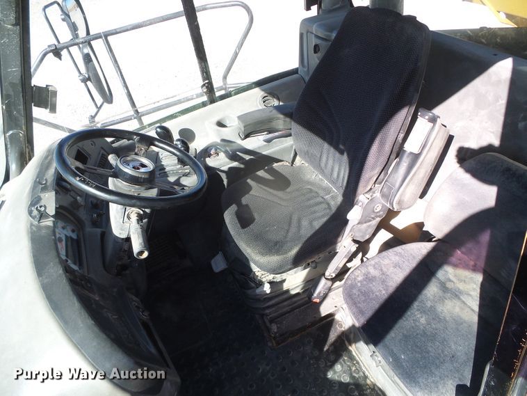 image for item DJ7546 2006 Caterpillar 740  haul truck