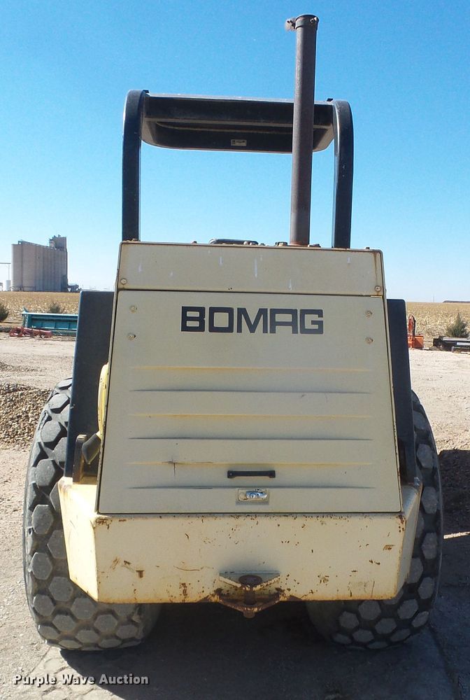 image for item DJ7547 1996 Bomag BW213DH-2  single drum vibratory roller