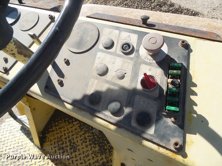 image for item DJ7547 1996 Bomag BW213DH-2  single drum vibratory roller