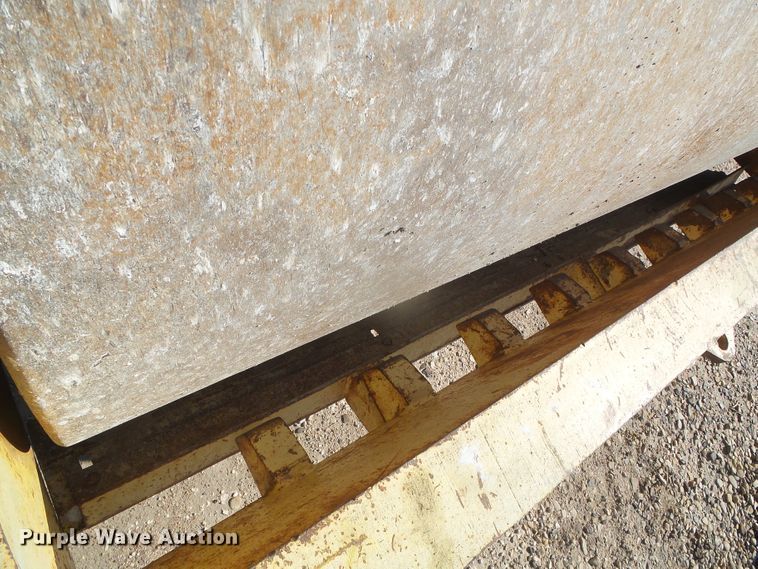 image for item DJ7547 1996 Bomag BW213DH-2  single drum vibratory roller