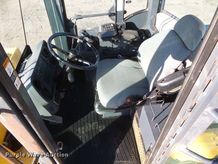 image for item DJ7548 2006 John Deere 544J  wheel loader