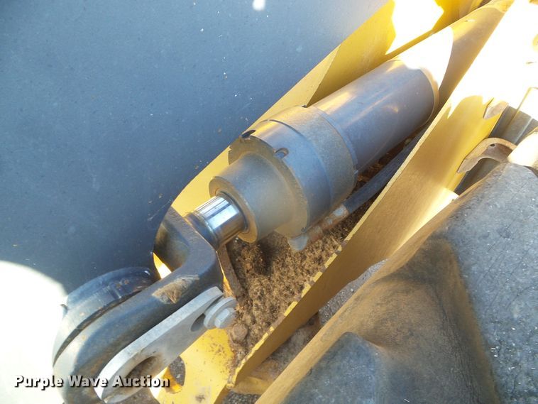 image for item DJ7548 2006 John Deere 544J  wheel loader