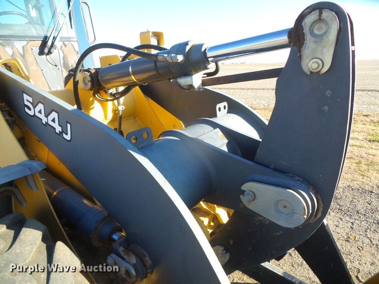 image for item DJ7548 2006 John Deere 544J  wheel loader