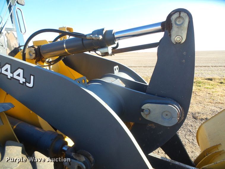 image for item DJ7548 2006 John Deere 544J  wheel loader
