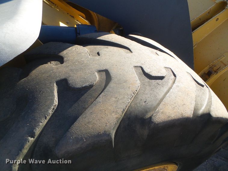 image for item DJ7548 2006 John Deere 544J  wheel loader