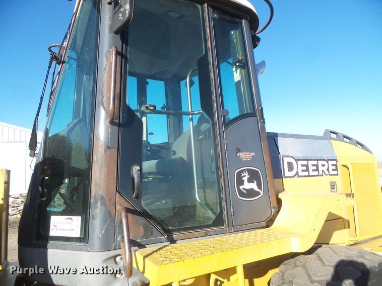 image for item DJ7548 2006 John Deere 544J  wheel loader