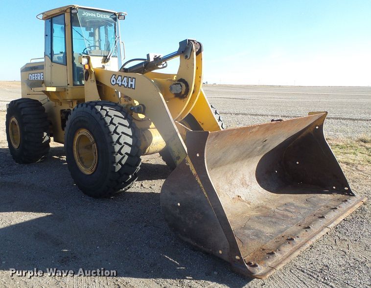 image for item DJ7549 1999 John Deere 644H  wheel loader