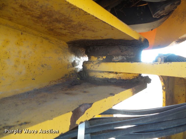 image for item DJ7549 1999 John Deere 644H  wheel loader