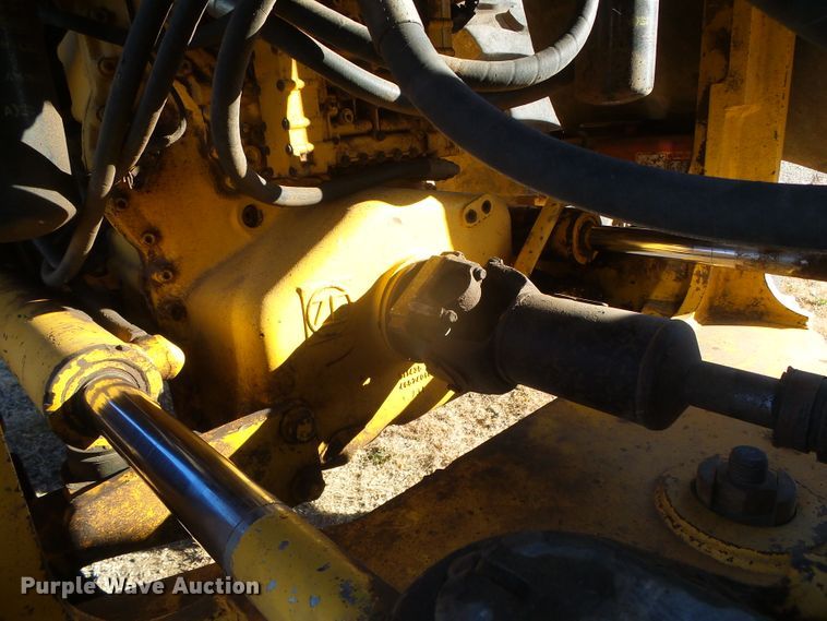 image for item DJ7549 1999 John Deere 644H  wheel loader