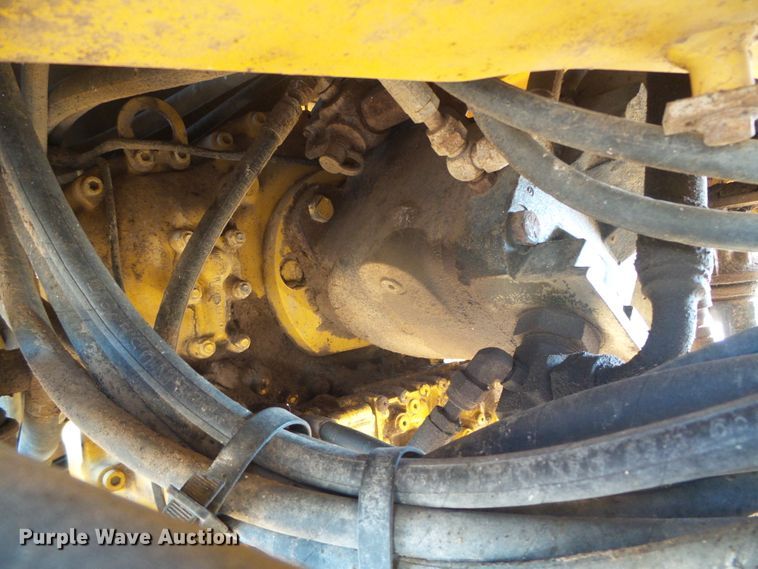 image for item DJ7549 1999 John Deere 644H  wheel loader