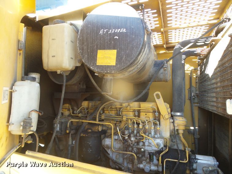 image for item DJ7549 1999 John Deere 644H  wheel loader