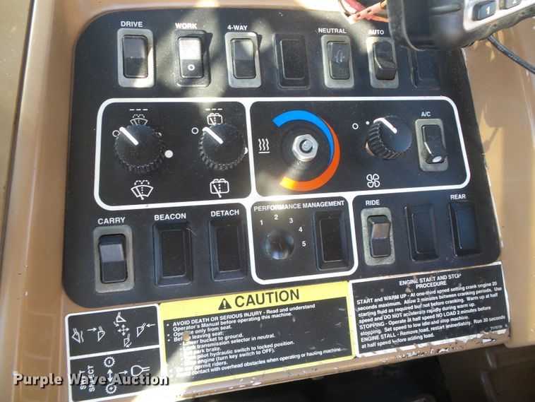 image for item DJ7549 1999 John Deere 644H  wheel loader