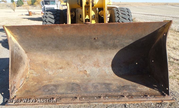 image for item DJ7549 1999 John Deere 644H  wheel loader