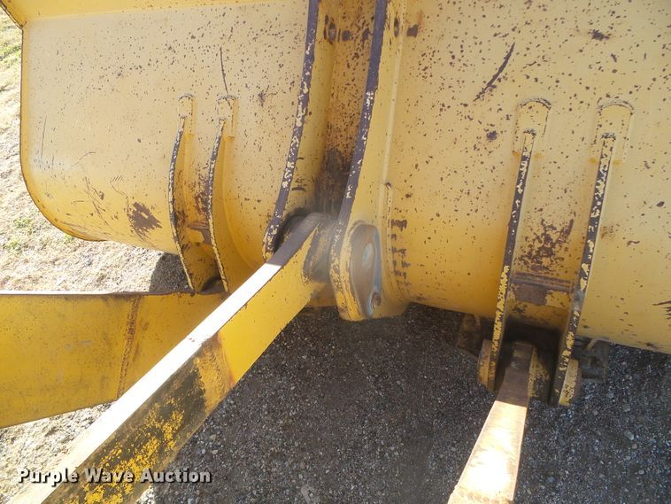 image for item DJ7549 1999 John Deere 644H  wheel loader