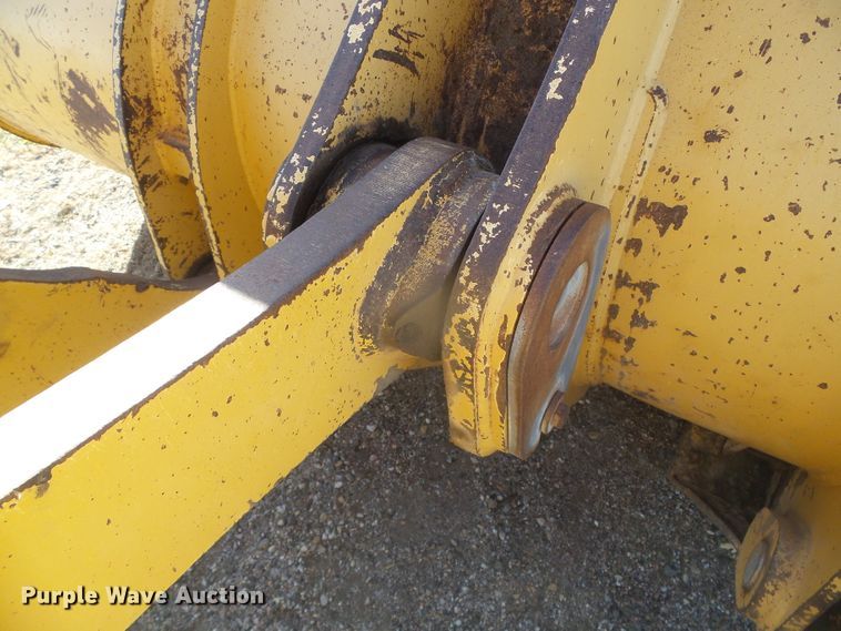 image for item DJ7549 1999 John Deere 644H  wheel loader