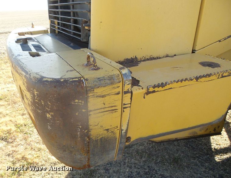 image for item DJ7549 1999 John Deere 644H  wheel loader