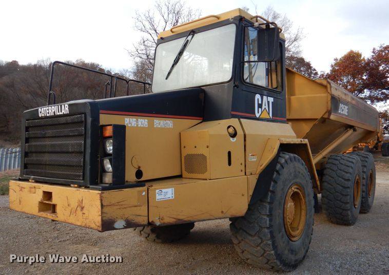 image for item DK1414 1997 Caterpillar D250E  haul truck