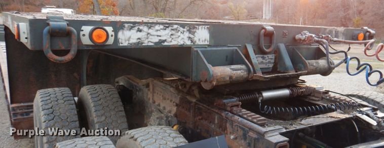 image for item DK1415 1990 Talbert TDW-30-SRG-T1  lowboy equipment trailer