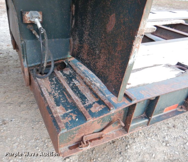 image for item DK1415 1990 Talbert TDW-30-SRG-T1  lowboy equipment trailer