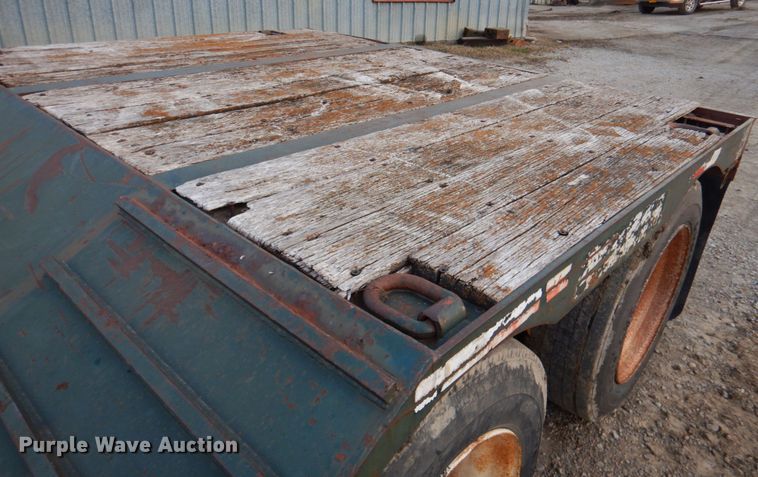 image for item DK1415 1990 Talbert TDW-30-SRG-T1  lowboy equipment trailer