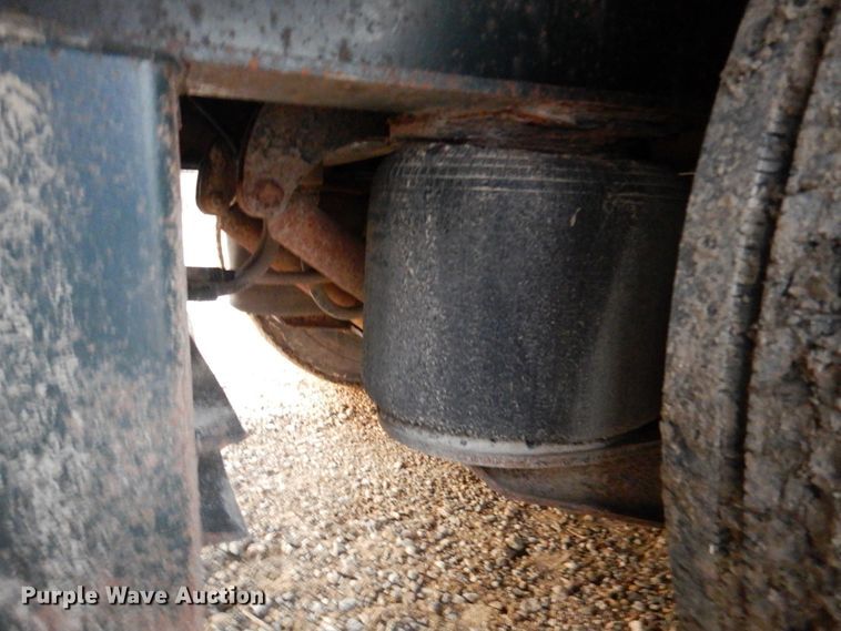 image for item DK1415 1990 Talbert TDW-30-SRG-T1  lowboy equipment trailer