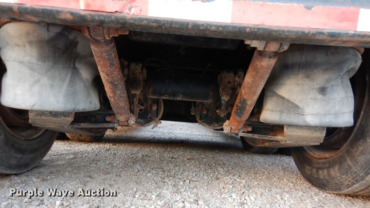 image for item DK1415 1990 Talbert TDW-30-SRG-T1  lowboy equipment trailer