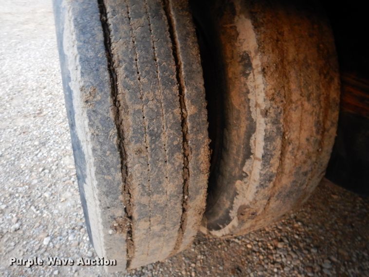 image for item DK1415 1990 Talbert TDW-30-SRG-T1  lowboy equipment trailer