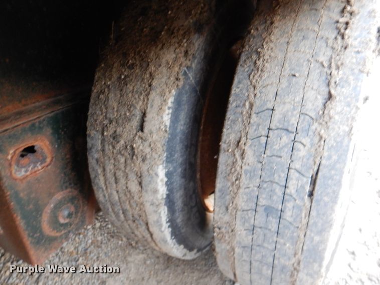 image for item DK1415 1990 Talbert TDW-30-SRG-T1  lowboy equipment trailer