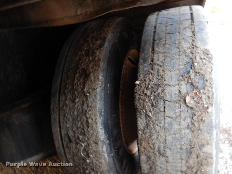 image for item DK1415 1990 Talbert TDW-30-SRG-T1  lowboy equipment trailer