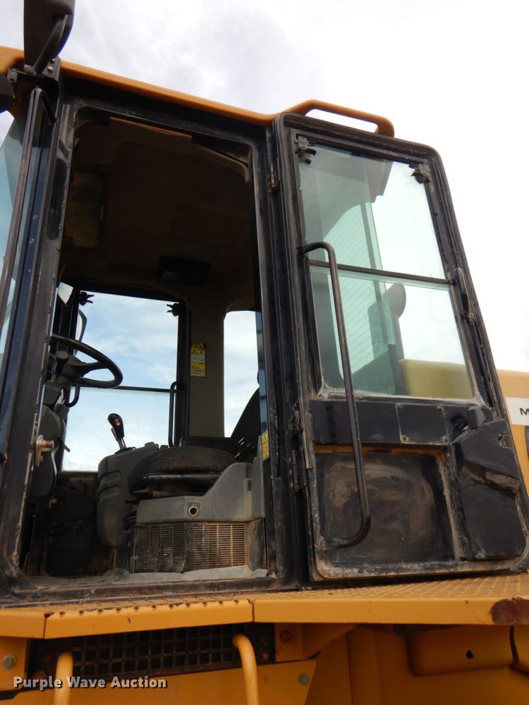 image for item DK1421 2006 Caterpillar 930G  wheel loader