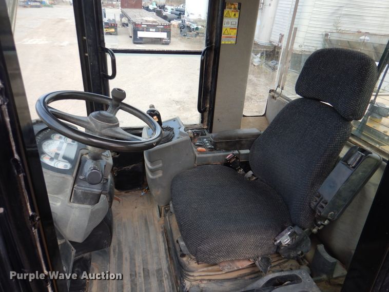 image for item DK1421 2006 Caterpillar 930G  wheel loader