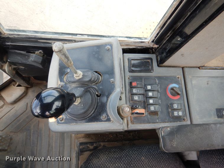 image for item DK1421 2006 Caterpillar 930G  wheel loader