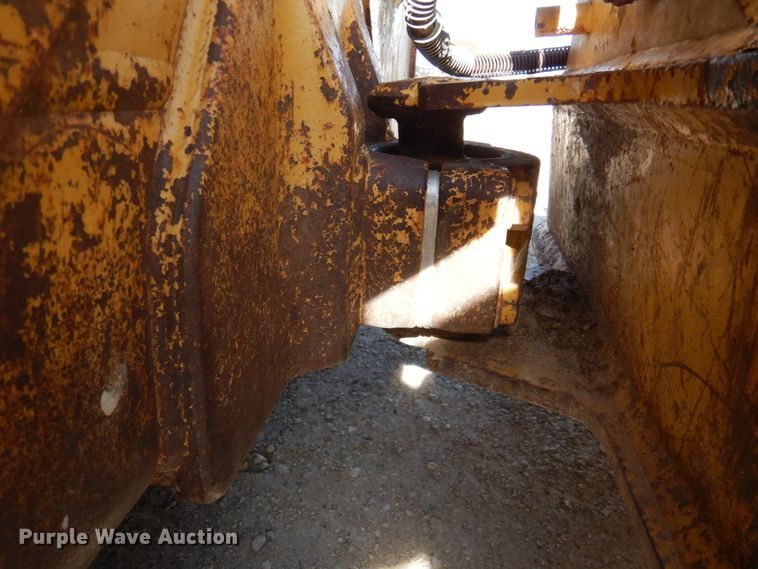 image for item DK1422 2006 Caterpillar D5G XL  dozer