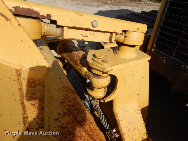 image for item DK1422 2006 Caterpillar D5G XL  dozer