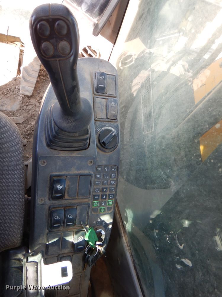 image for item DK1423 2008 Volvo ECR235CL  excavator