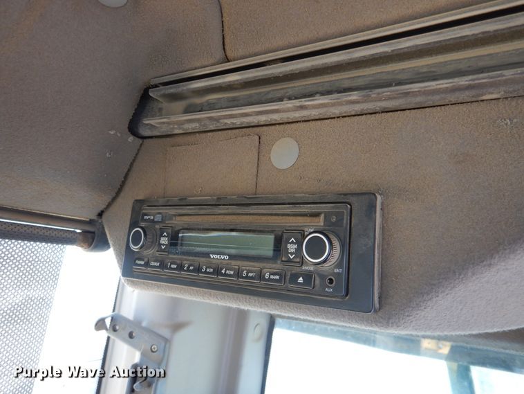 image for item DK1423 2008 Volvo ECR235CL  excavator