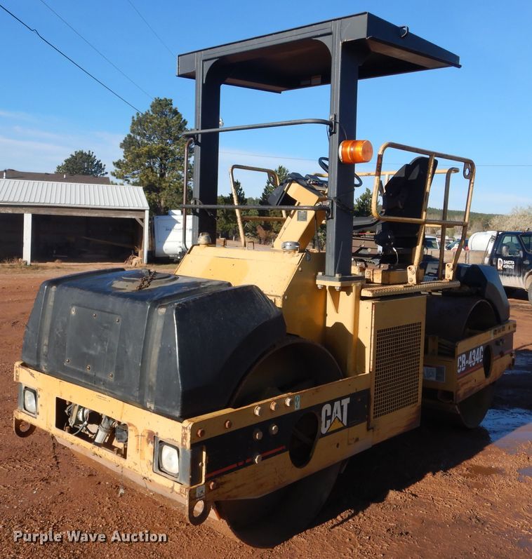 image for item DK3254 1996 Caterpillar CB-434C  double drum vibratory roller