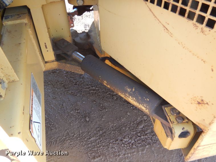 image for item DK3254 1996 Caterpillar CB-434C  double drum vibratory roller