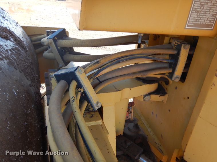 image for item DK3254 1996 Caterpillar CB-434C  double drum vibratory roller