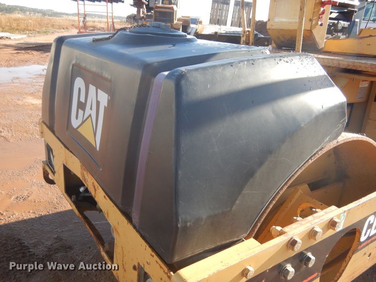 image for item DK3254 1996 Caterpillar CB-434C  double drum vibratory roller