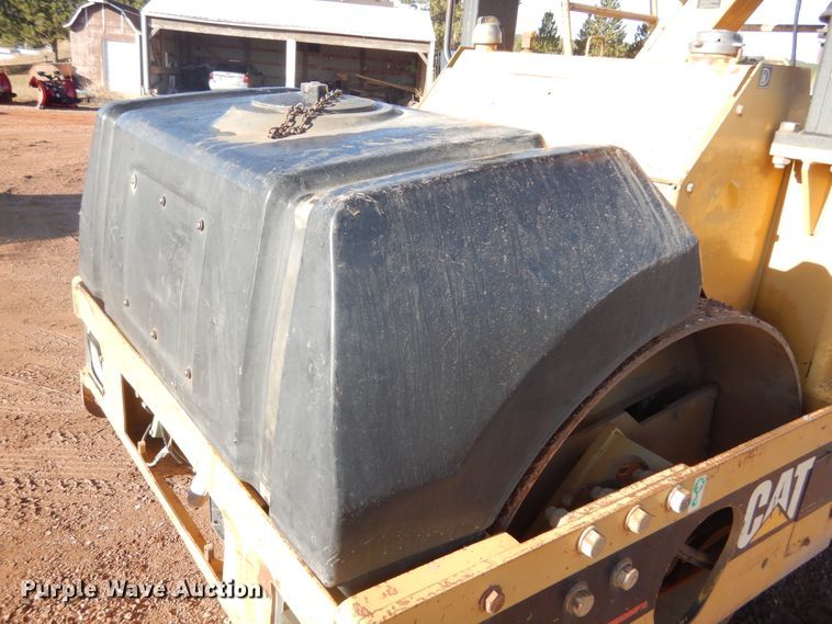 image for item DK3254 1996 Caterpillar CB-434C  double drum vibratory roller